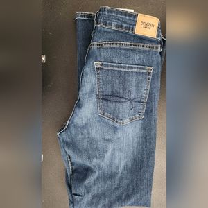Denizen Bootcut Jeans, 8 Short, Like New